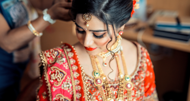 Megha Goyal Professional Makeup Artist - Uslapur, Chhattisgarh
