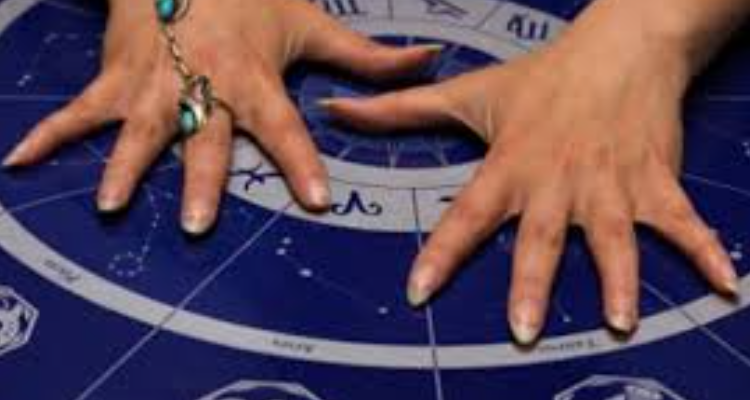 ज्योतिषी शास्त्री जी पाटन - Nainital