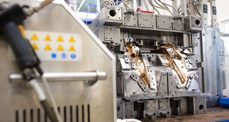 Plastic moulding parts manufacturer