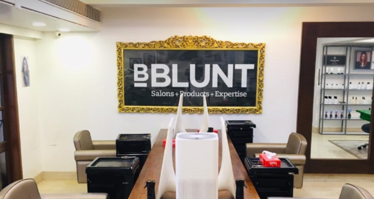 BBLUNT Salon in Juhu