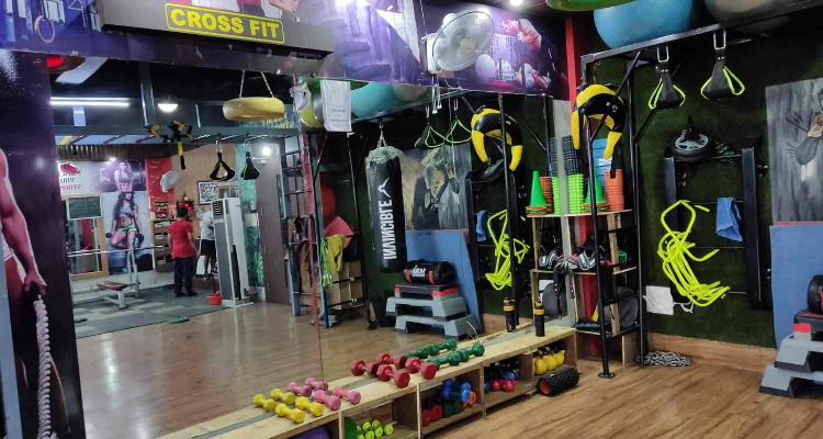 THE LEAN CORE FITNESS HUB