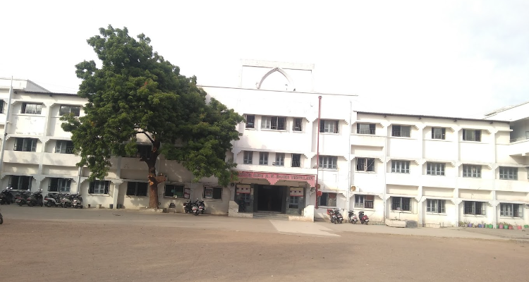 Bhavan's Shri A.K. Doshi Vidyalaya High School