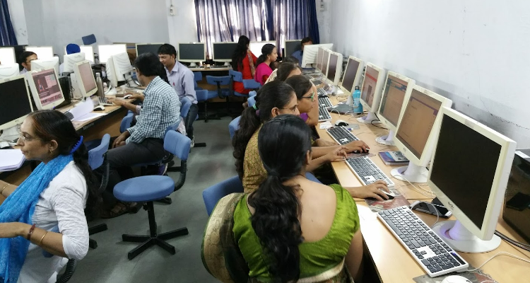 ssAshvinbhai A Patel Commerce College ( AAPCC )