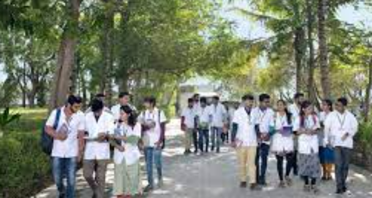 Shree Vivekanand Homeopathic College