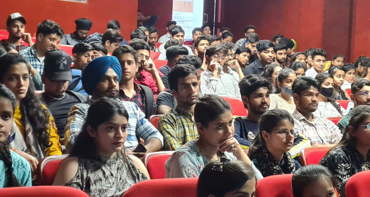 Simranjit Singh Monga Digital Marketing Training Institute |