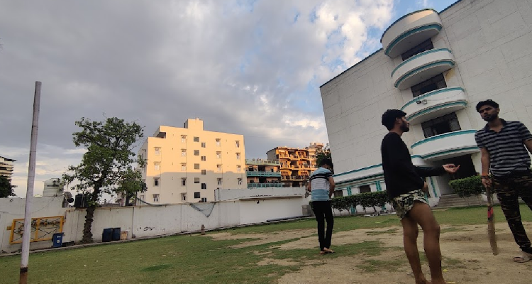 HooLiv Sanskar Boys Hostel