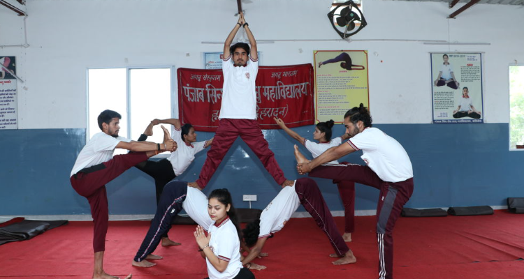 Punjab Sindh Chetra Sadu Mahavidyalaya, Risikesh