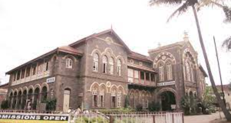 Fergusson College