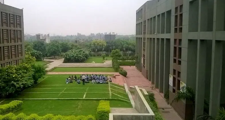 Master School Of Management