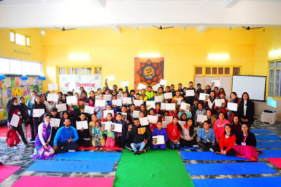 योगनिलयम - Almora