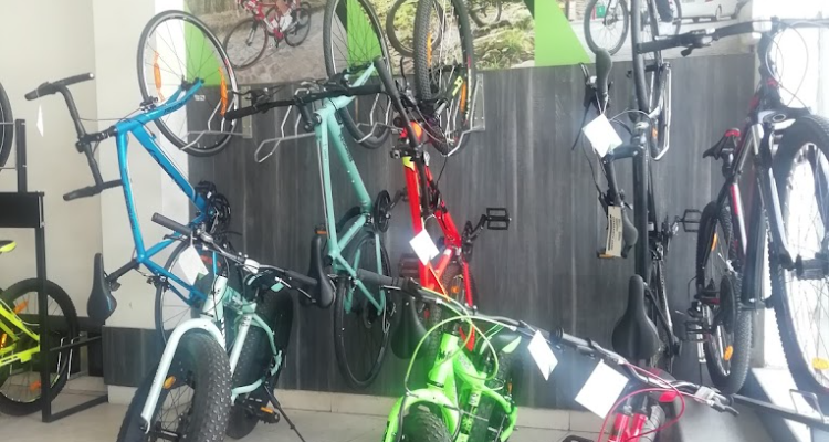 Cycle World