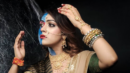 Sima Kharbanda - Makeup & Nail Artist In Noida