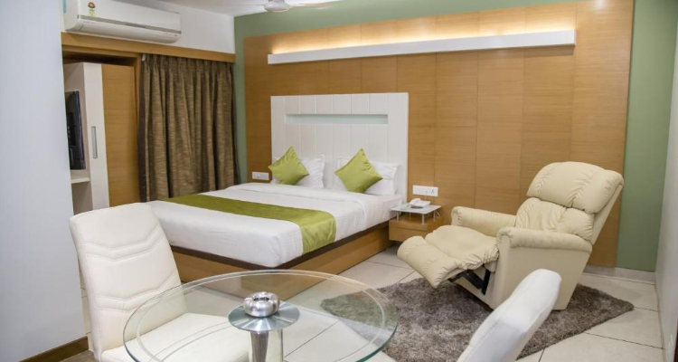 Hotel Orange International, Surat