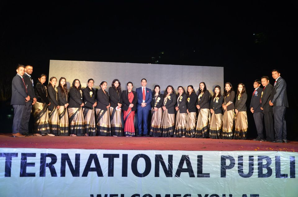 Kids International Public School