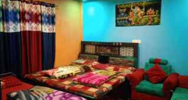 Shri Narayan Touris Lodge