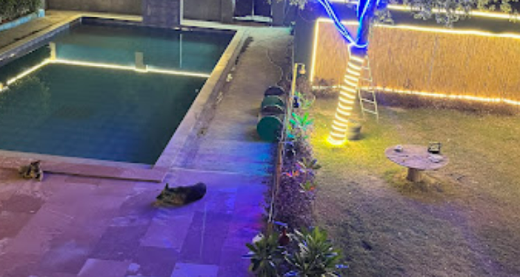 Rawat swimming pool point