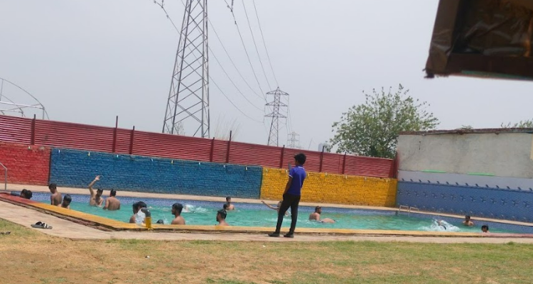 The royal swimming pool