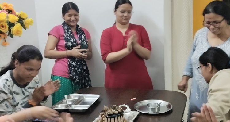 Mahalakshmi Girls PG