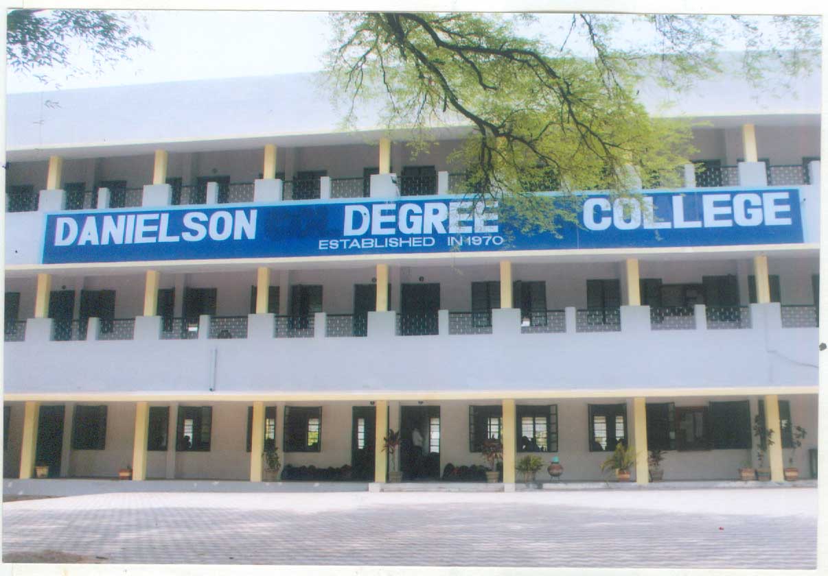 Danielson Degree college