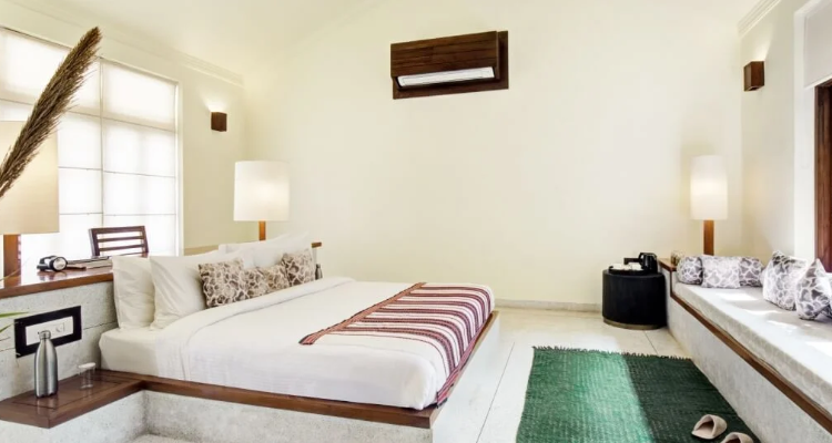 Bijapur Lodge