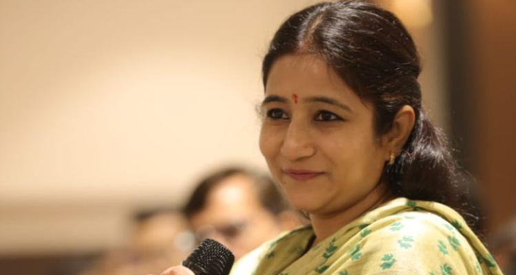 Astrologer Ruchi Joshi