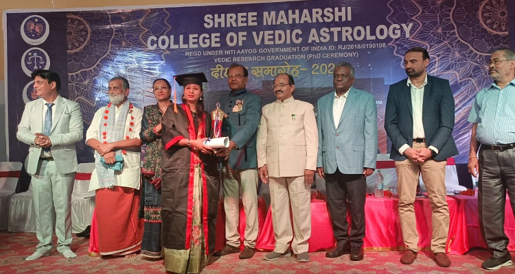 Ektaa agrawal' Astrology Center