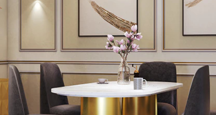 HomeTown Furniture and Decor