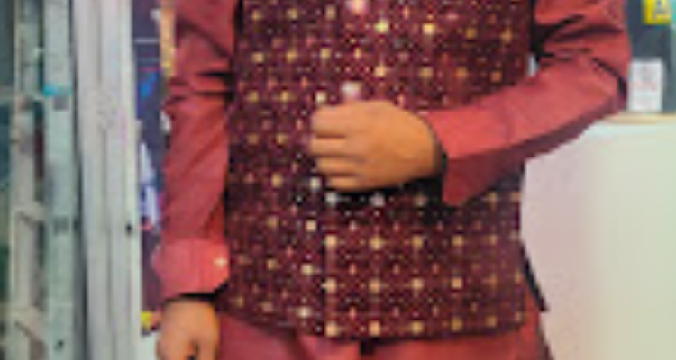 Hollywood Fashion Sale