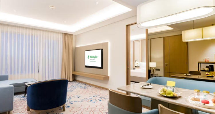 Holiday Inn Lucknow Airport