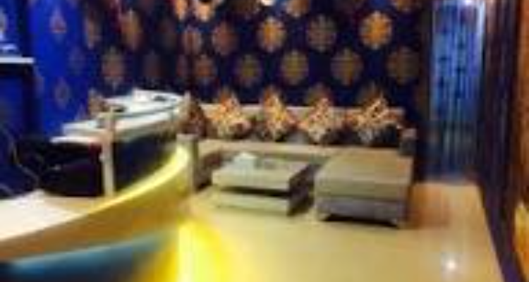 Royal Spa Unisex Spa and salon