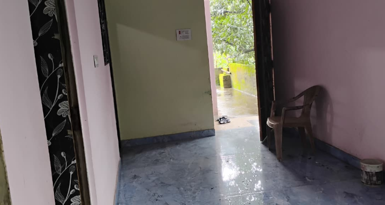 House for rent only for family