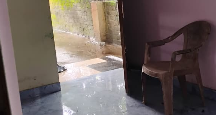 House for rent only for family