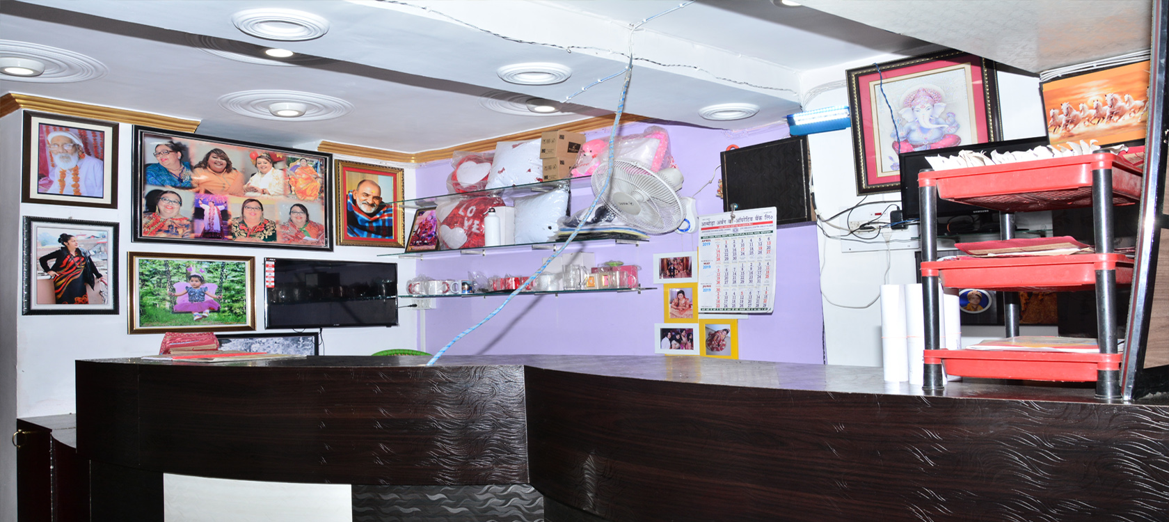 Ravi colour labs - Almora