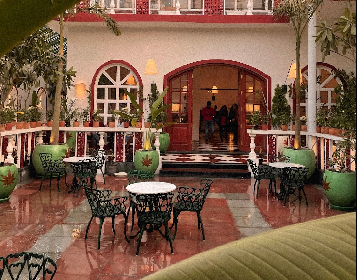 Roastery Coffee House