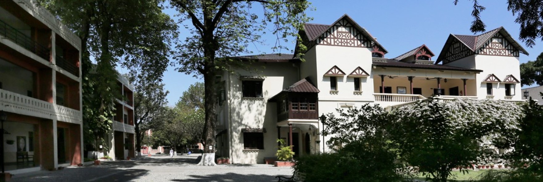 WELHAM GIRLS SCHOOL