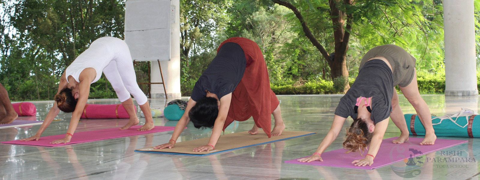 ssRishi Parampara Yoga School Rishikesh