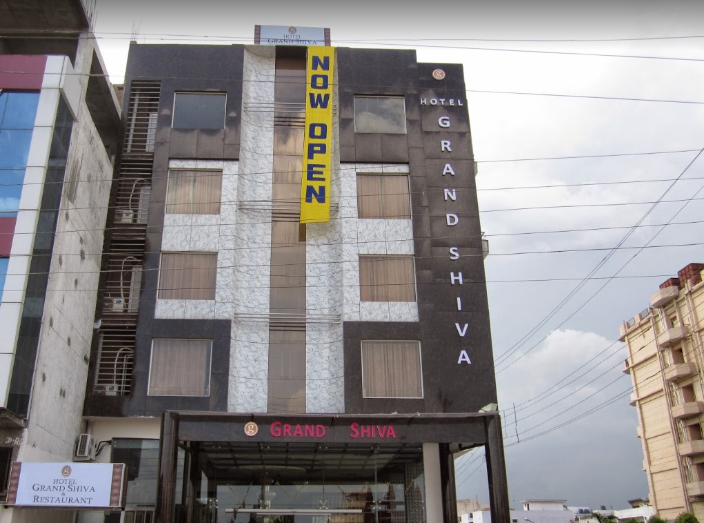  Hotel Grand Shiva 