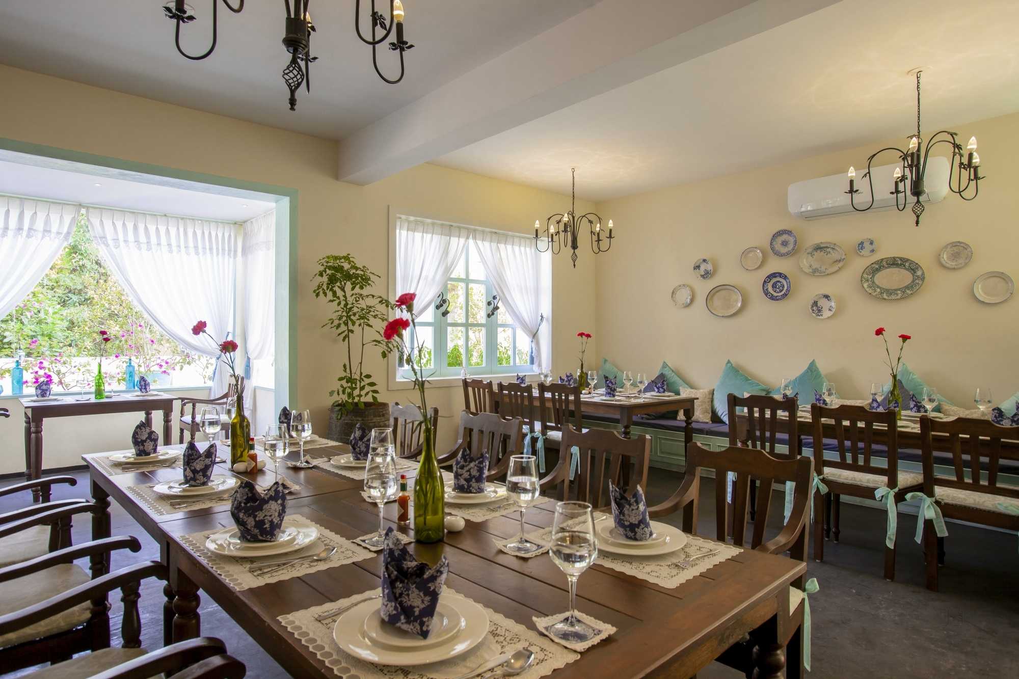 The French Door Cafe And Restaurant