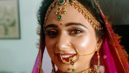 Glamorous beauty creation - Rishikesh
