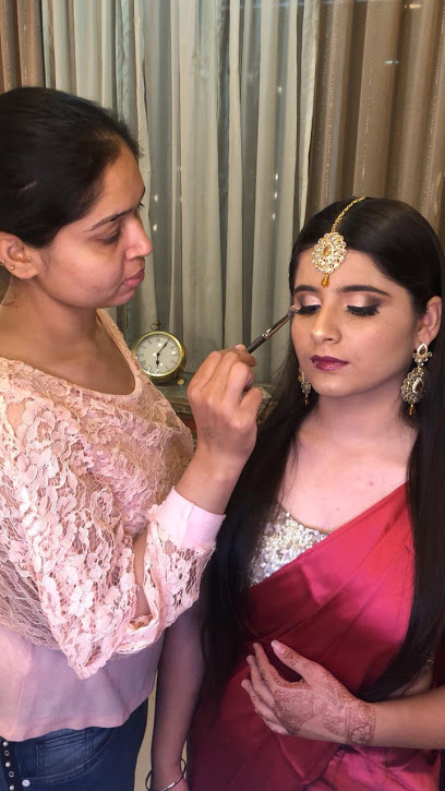 Makeup By Saloni Rijhwani - Madhya Pradesh