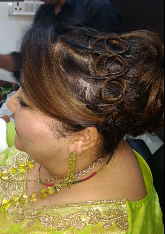 Naiyeem`s Koorisma Unisex Hub - Unisex Salon