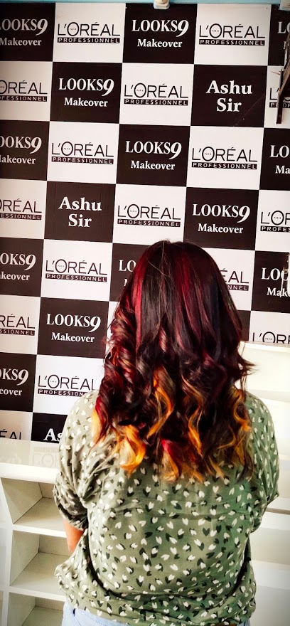 Looks 9 Unisex Salon (Makeup Artist )- Roorkee