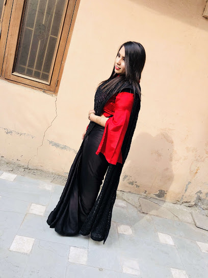 Simran Khurana - Bridal Makeup Artist In Indore