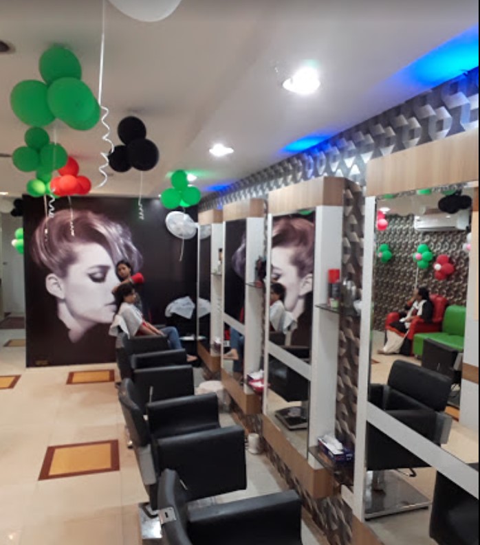 RIZWAN'S HAIR & BEAUTY STUDIO