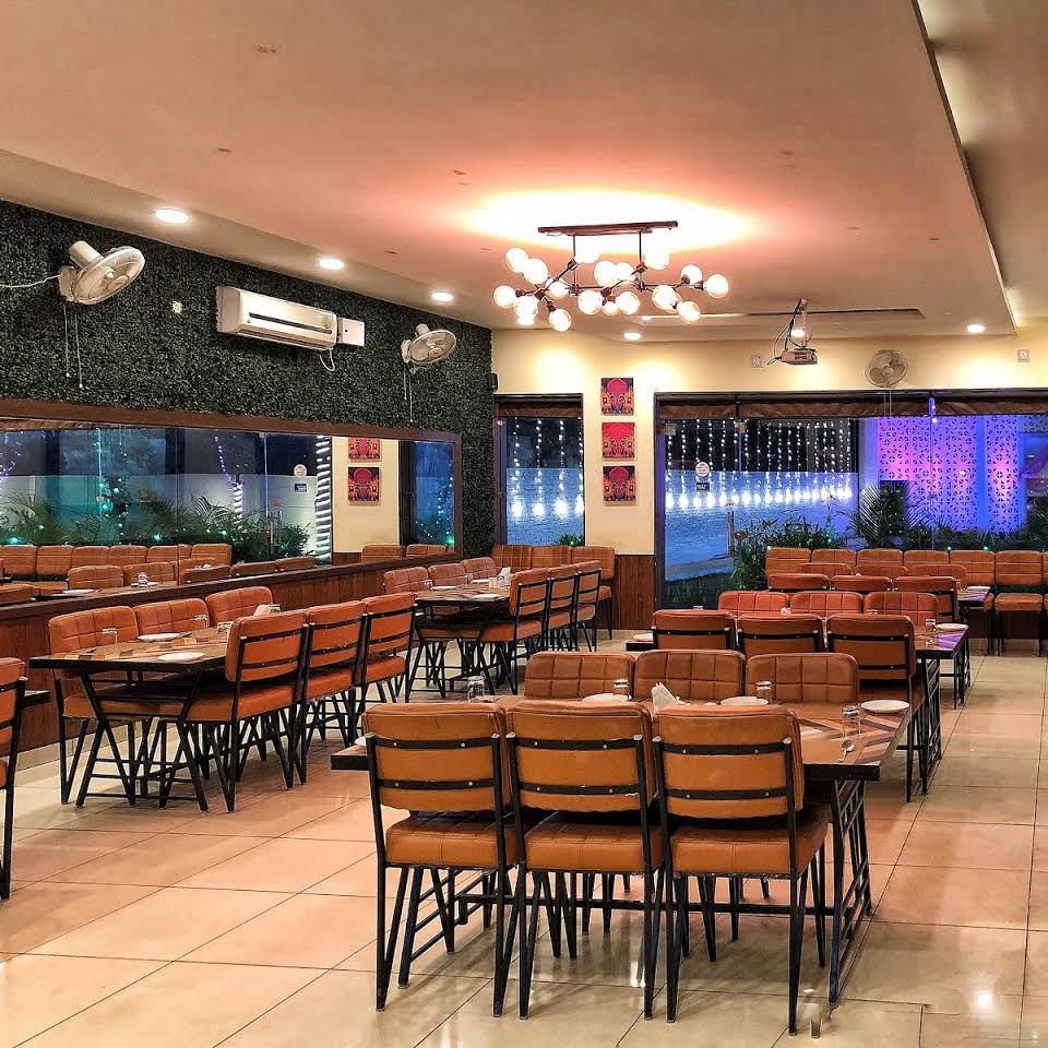 Srishti Garden Restaurant