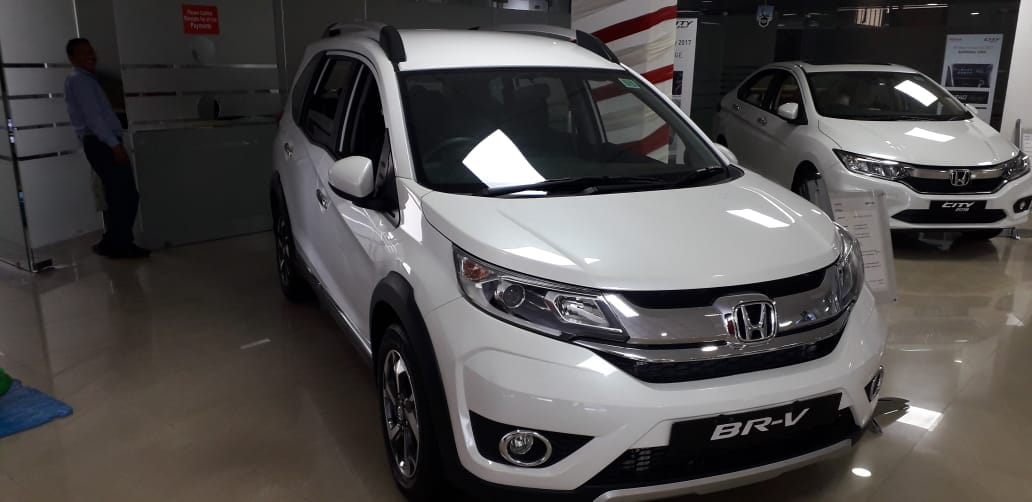 Hill Taxi Service in Dehradun