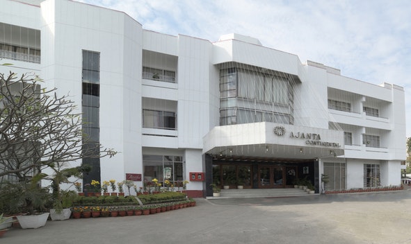 Treebo Ajanta Continental Dehradun