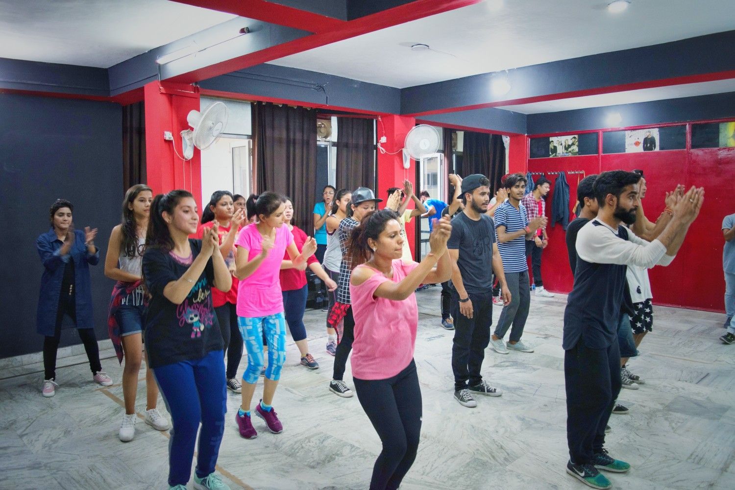 Kommotion School : Dance, Zumba & Fitness Studio