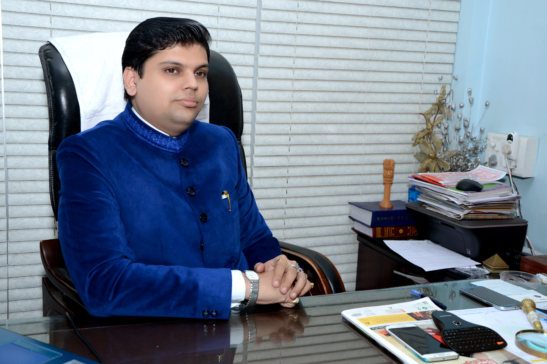 Dr. Aaadietya Pandey Best Astrologer Numerologist in Lucknow