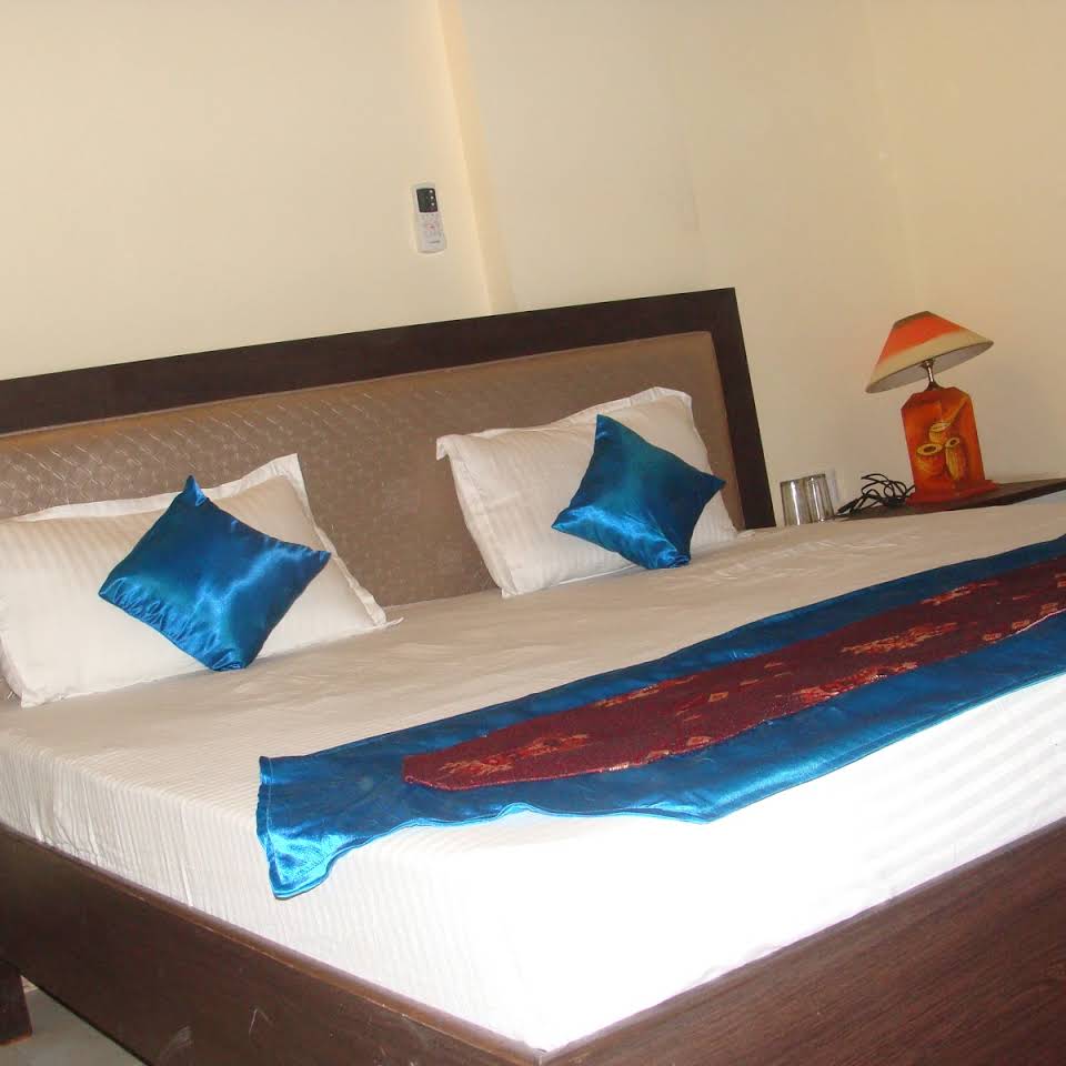 Hotel Abhinandan Grand